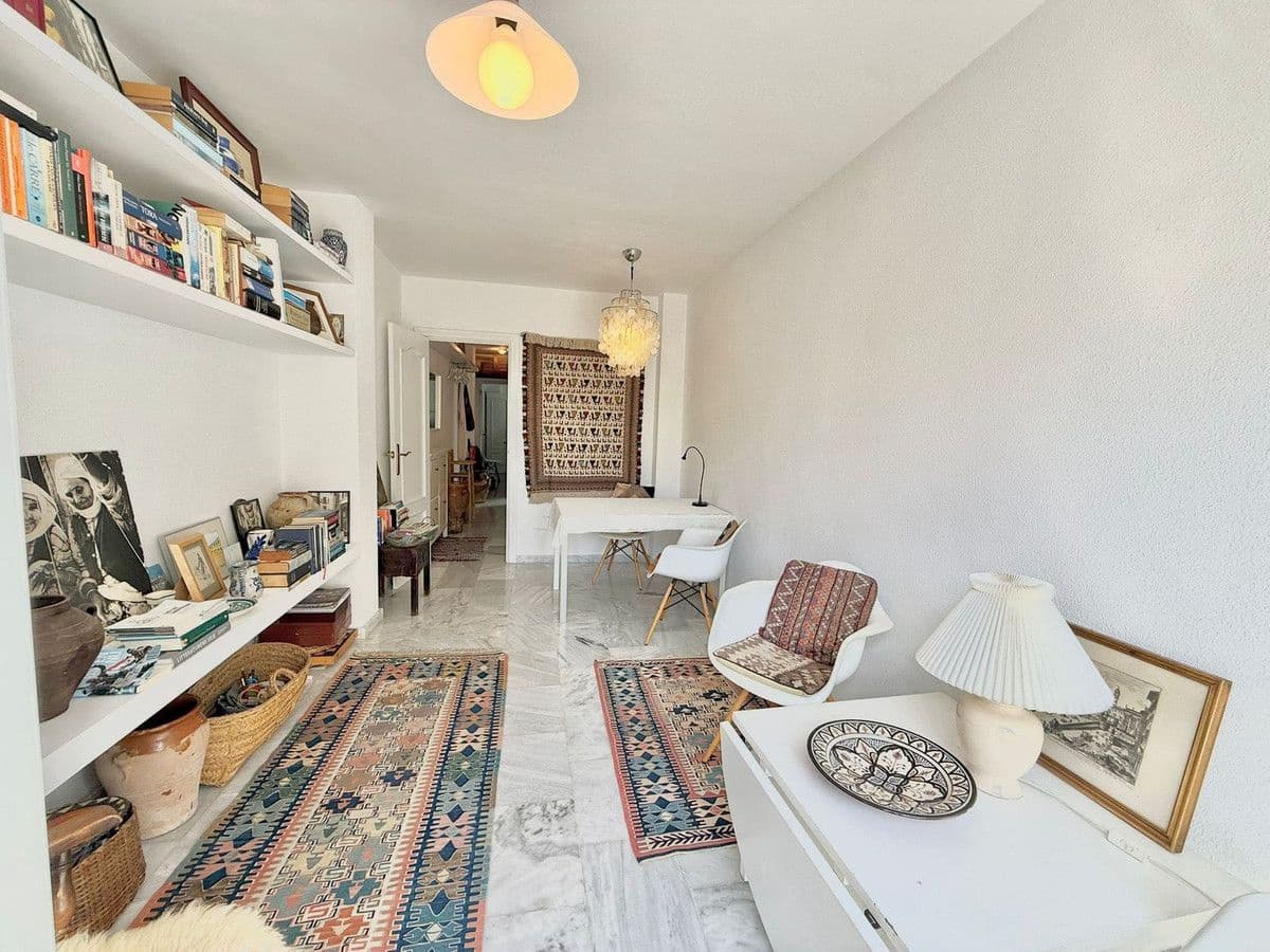 1 bedroom Beach Apartment for sale in Fuengirola - € 245,000 (Ref: 9688672)