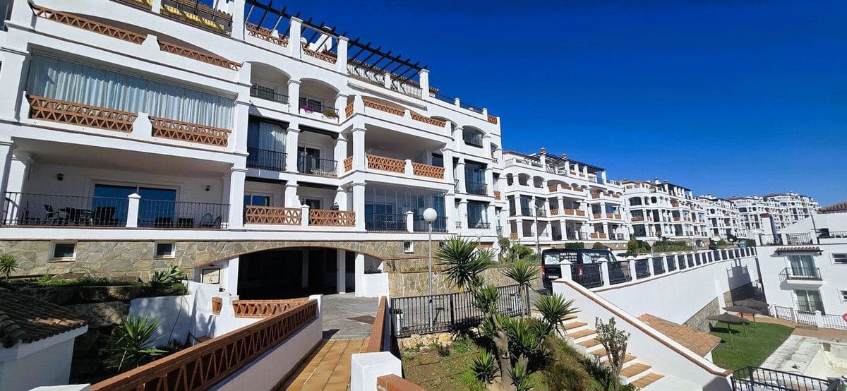 2 sypialnia Apartament na sprzedaż w Mijas z basenem garażem - 450 000 € (Ref: 9688674)