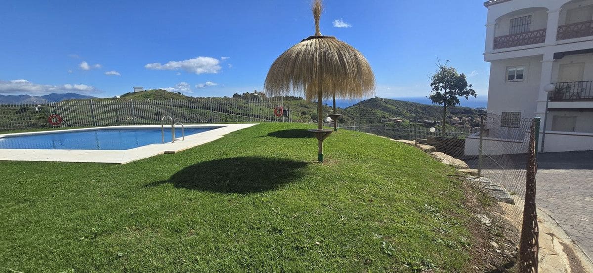 2 sypialnia Apartament na sprzedaż w Mijas z basenem garażem - 450 000 € (Ref: 9688674)