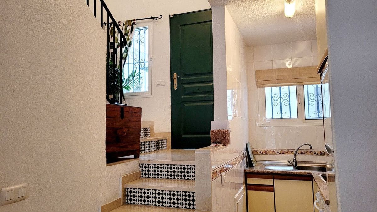 Adosado de 1 habitación en Benalmádena en venta con piscina garaje - 259.000 € (Ref: 9688675)