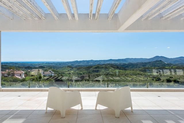 4 makuuhuone Huvila myytävänä paikassa Mijas pueblo, Mijas mukana uima-altaan 
autotalli - 1 990 000 € (Ref: 9688678)