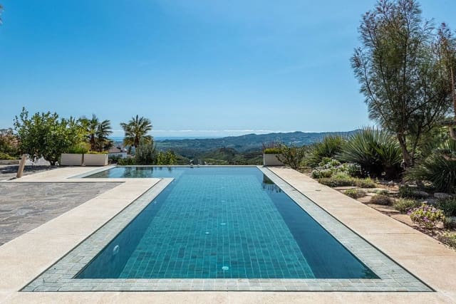 4 makuuhuone Huvila myytävänä paikassa Mijas pueblo, Mijas mukana uima-altaan 
autotalli - 1 990 000 € (Ref: 9688678)