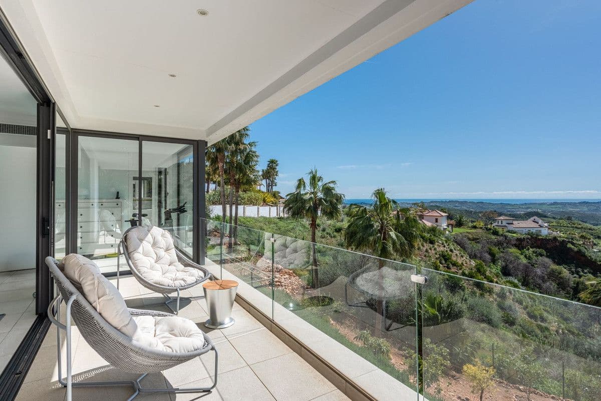 4 makuuhuone Huvila myytävänä paikassa Mijas mukana uima-altaan 
autotalli - 1 990 000 € (Ref: 9688678)