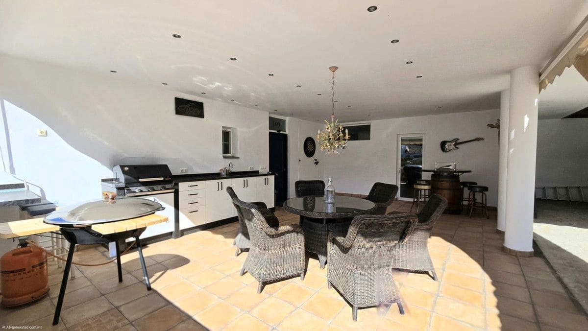 4 makuuhuone Huvila myytävänä paikassa Mijas mukana uima-altaan 
autotalli - 995 000 € (Ref: 9688680)