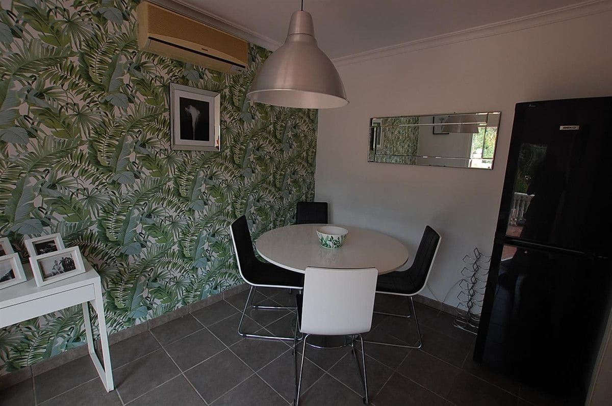 5 makuuhuone Huvila myytävänä paikassa Mijas mukana uima-altaan 
autotalli - 695 000 € (Ref: 9688681)