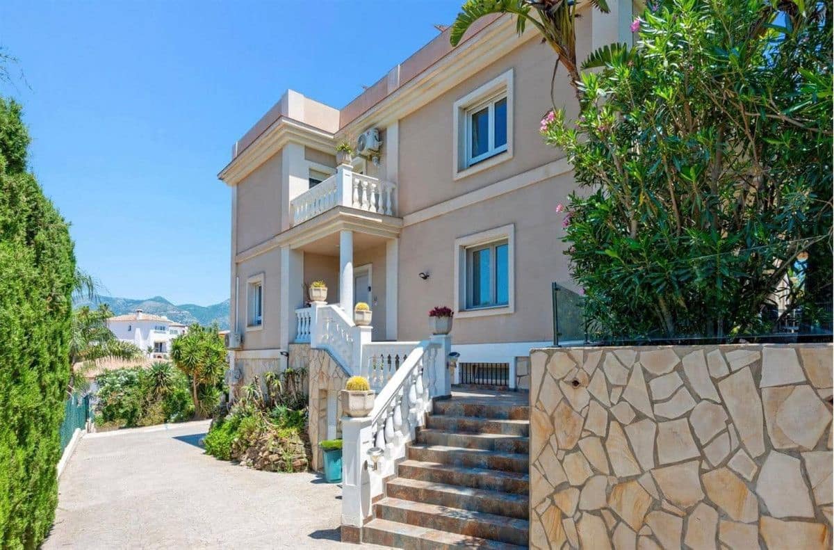8 slaapkamer Villa te koop in Mijas met zwembad garage - € 1.799.500 (Ref: 9688683)