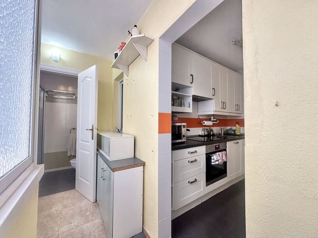 3 camera da letto Appartamento sulla Spiaggia in vendita in Playa de los Boliches, Fuengirola con piscina - 370.000 € (Rif: 9688684)