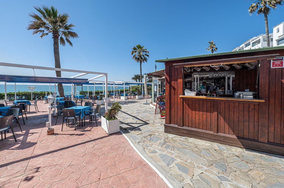 2 bedroom Townhouse for sale in Mijas with pool garage - € 745,000 (Ref: 9688685)