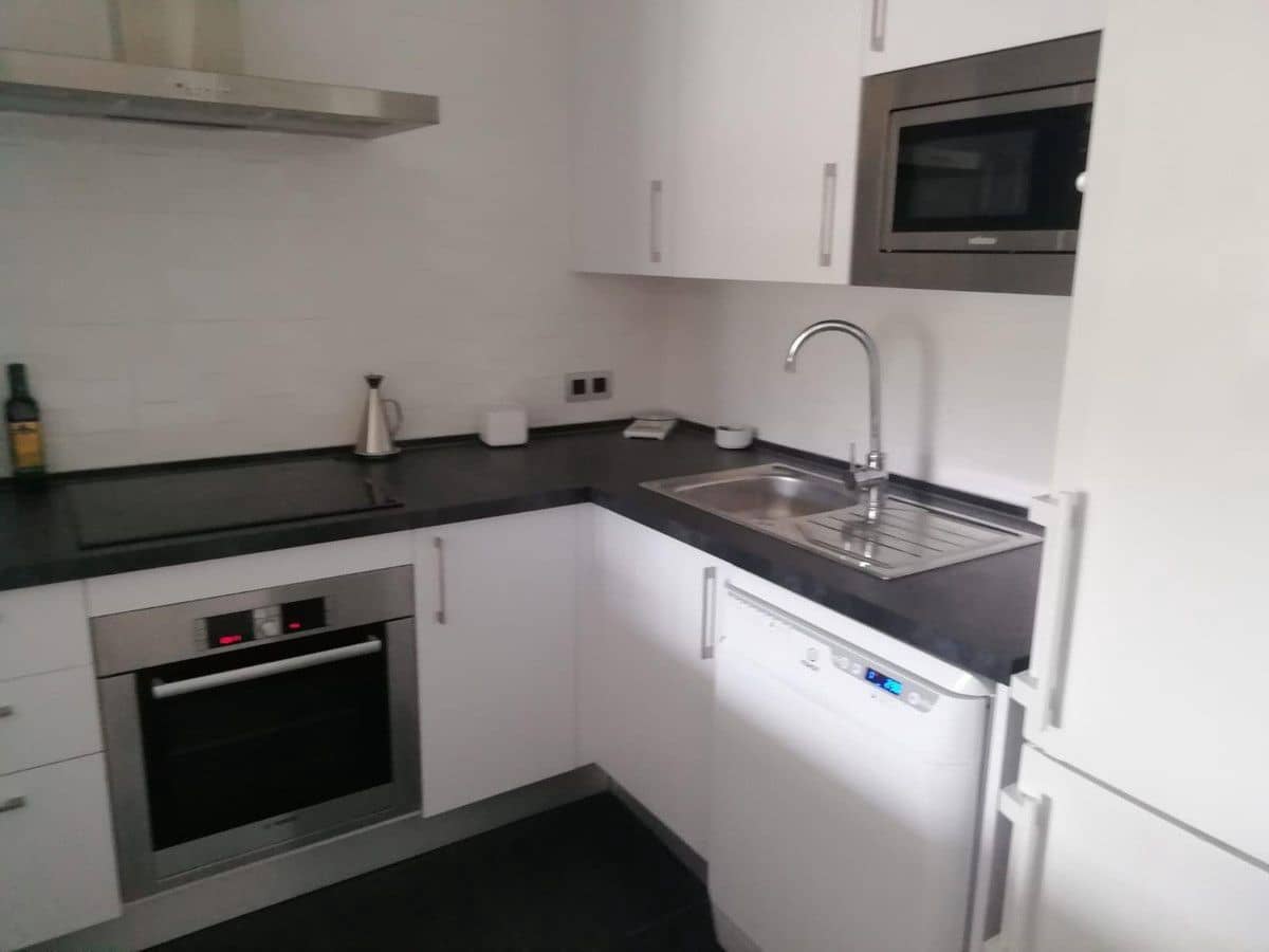 3 soveværelse Strandlejlighed til salg i Fuengirola med swimmingpool garage - € 745.000 (Ref: 9688687)