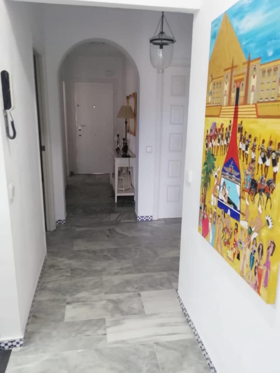 3 soveværelse Strandlejlighed til salg i Fuengirola med swimmingpool garage - € 745.000 (Ref: 9688687)