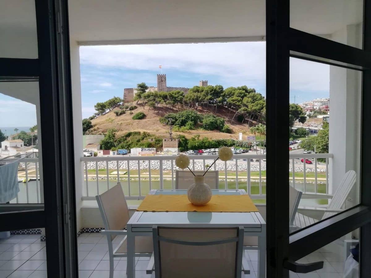 3 soveværelse Strandlejlighed til salg i Fuengirola med swimmingpool garage - € 745.000 (Ref: 9688687)