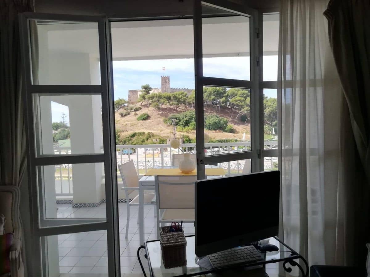 3 soveværelse Strandlejlighed til salg i Fuengirola med swimmingpool garage - € 745.000 (Ref: 9688687)