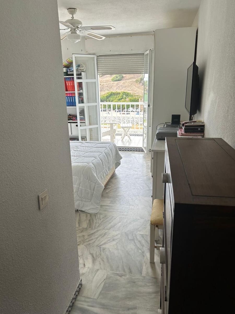 3 soveværelse Strandlejlighed til salg i Fuengirola med swimmingpool garage - € 745.000 (Ref: 9688687)