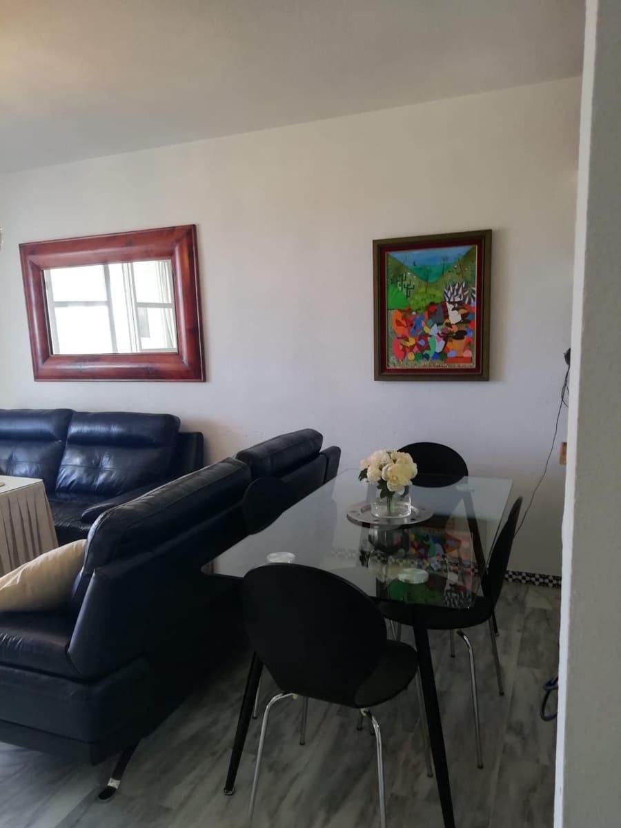 3 soveværelse Strandlejlighed til salg i Fuengirola med swimmingpool garage - € 745.000 (Ref: 9688687)