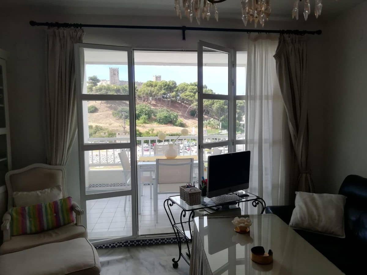 3 soveværelse Strandlejlighed til salg i Fuengirola med swimmingpool garage - € 745.000 (Ref: 9688687)