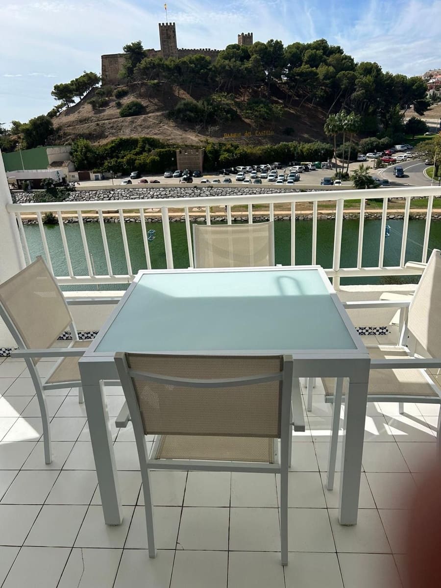 3 soveværelse Strandlejlighed til salg i Fuengirola med swimmingpool garage - € 745.000 (Ref: 9688687)