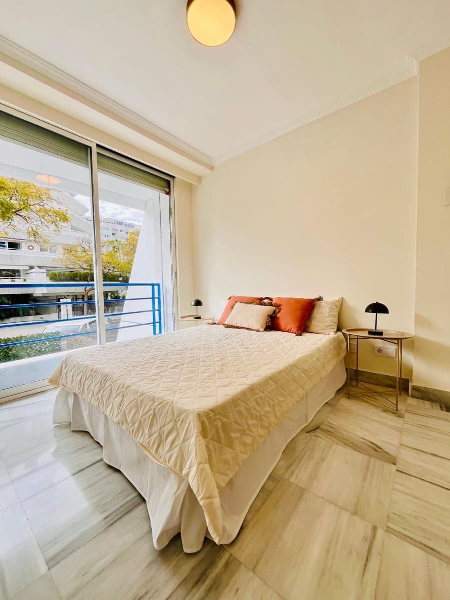 2 quarto Apartamento de Praia para venda em Marbella com piscina garagem - 799 000 € (Ref: 9688690)