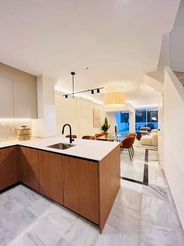 2 quarto Apartamento de Praia para venda em Aloha Golf, Marbella com piscina garagem - 799 000 € (Ref: 9688690)