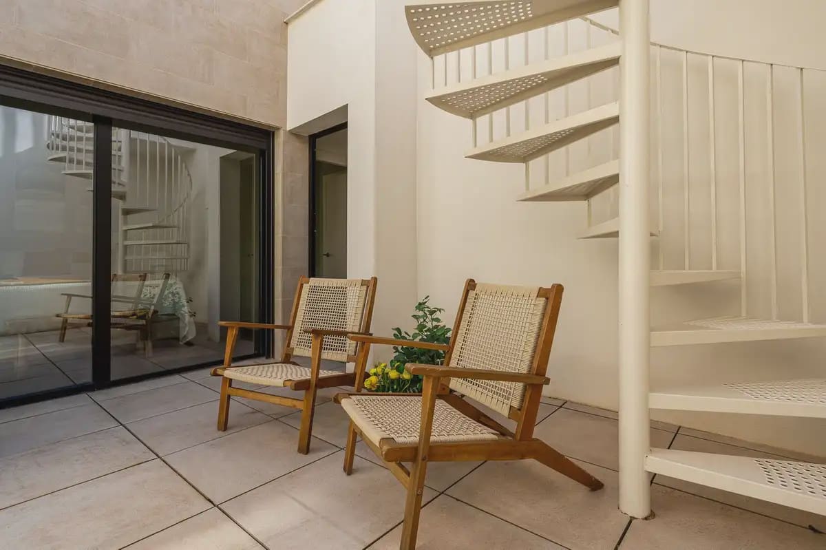 4 soverom Kjedet enebolig til salgs i Mijas med svømmebasseng garasje - € 1 050 000 (Ref: 9688692)