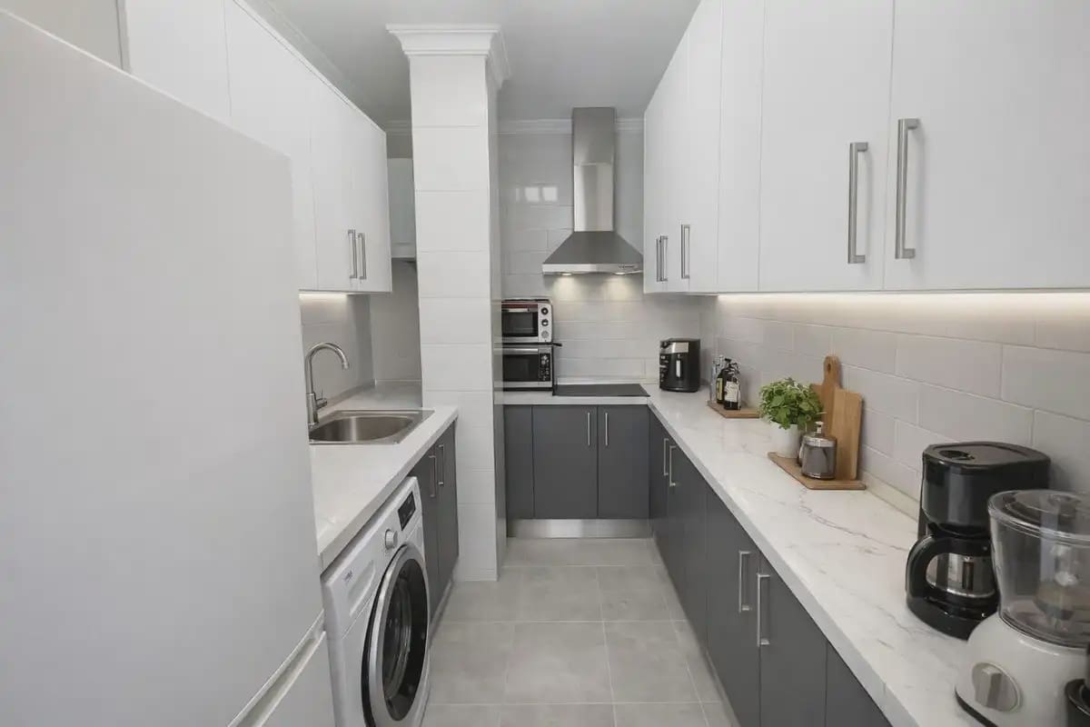 2 slaapkamer Strandappartement te koop in Torremolinos met garage - € 348.000 (Ref: 9688694)