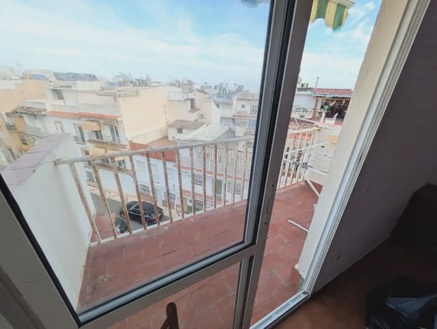 2 soveværelse Strandlejlighed til salg i Torremolinos med garage - € 348.000 (Ref: 9688694)
