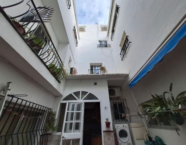 Hotell till salu i Aloha Golf, Marbella - 4 500 000 € (Ref: 9688698)