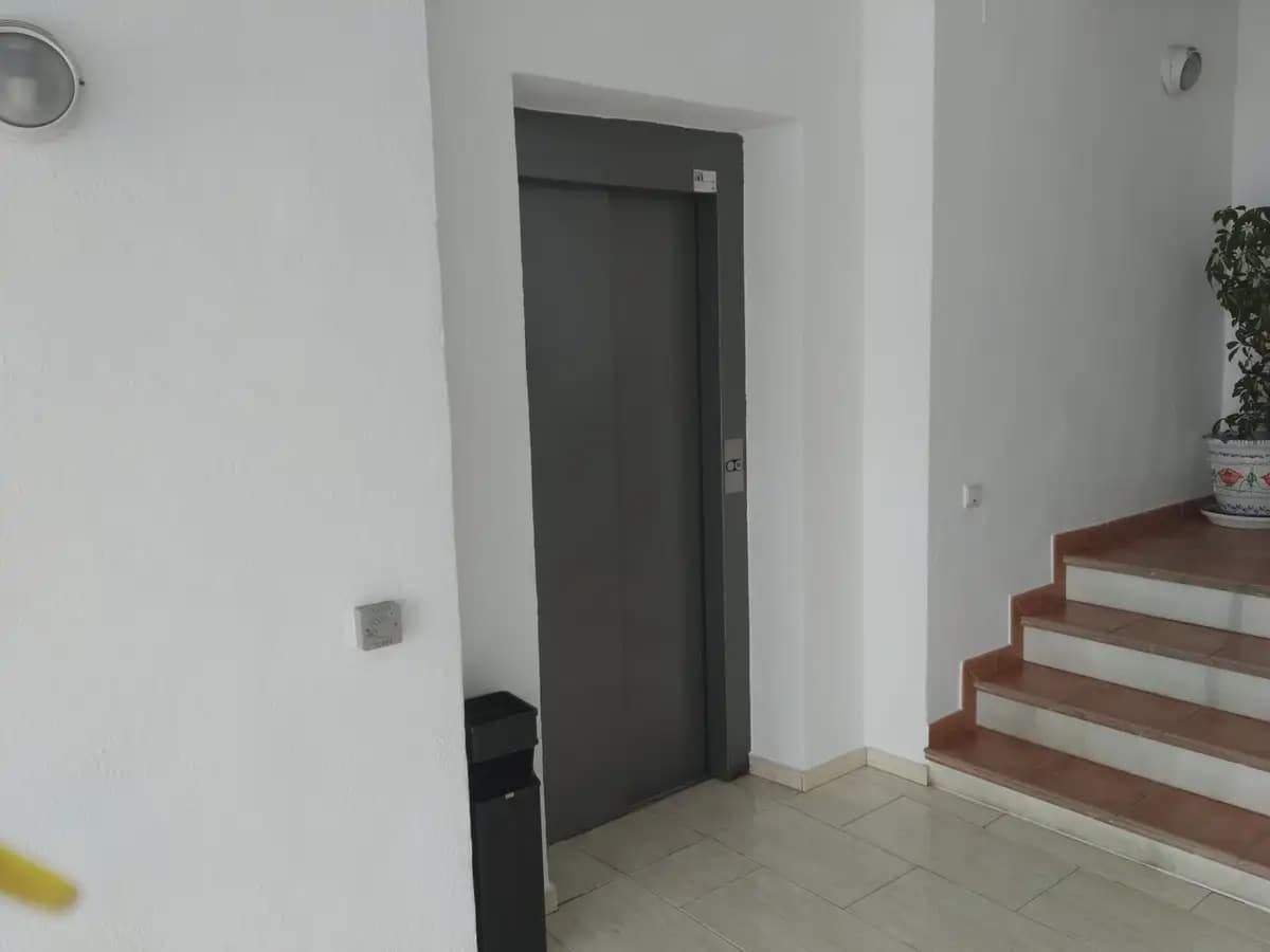 2 soveværelse Lejlighed til salg i Benalmadena med swimmingpool garage - € 699.000 (Ref: 9688700)