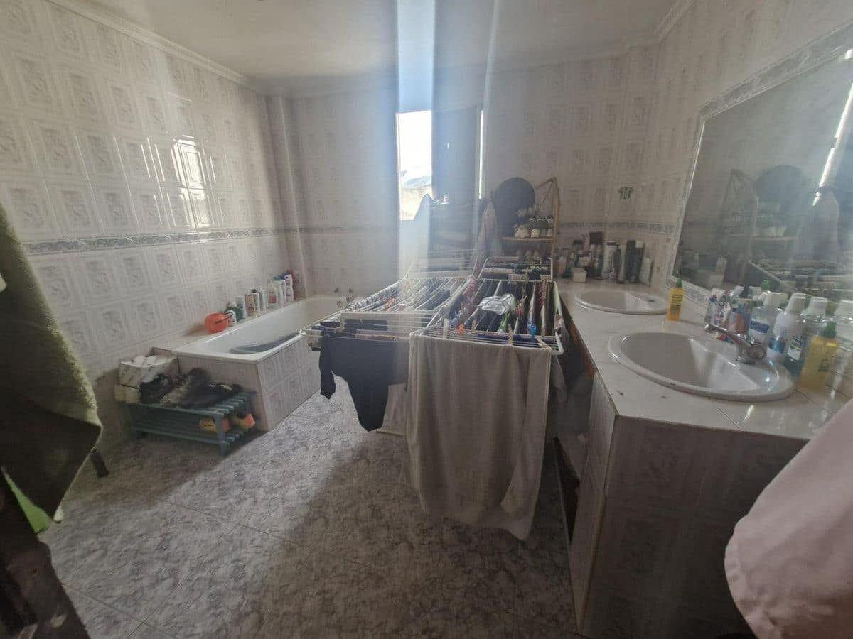 3 makuuhuone Paritalo myytävänä paikassa Fuengirola mukana 
autotalli - 250 000 € (Ref: 9688703)