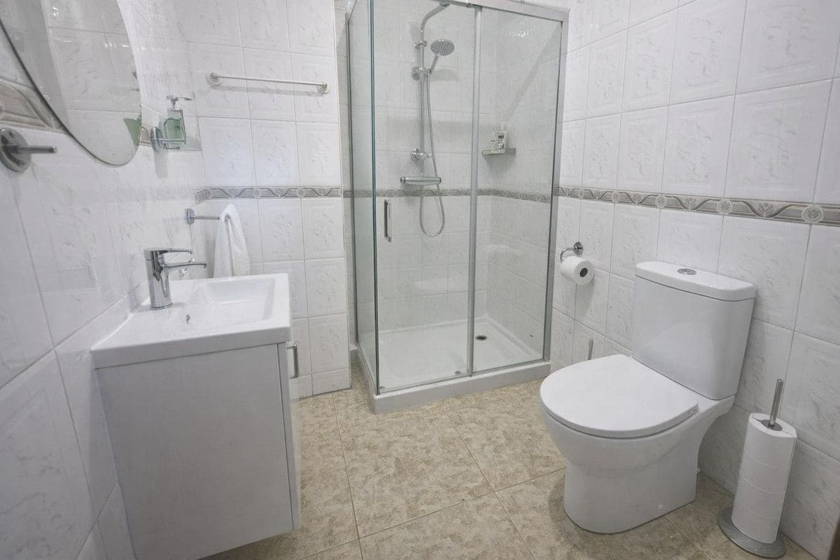 3 makuuhuone Paritalo myytävänä paikassa Fuengirola mukana 
autotalli - 250 000 € (Ref: 9688703)