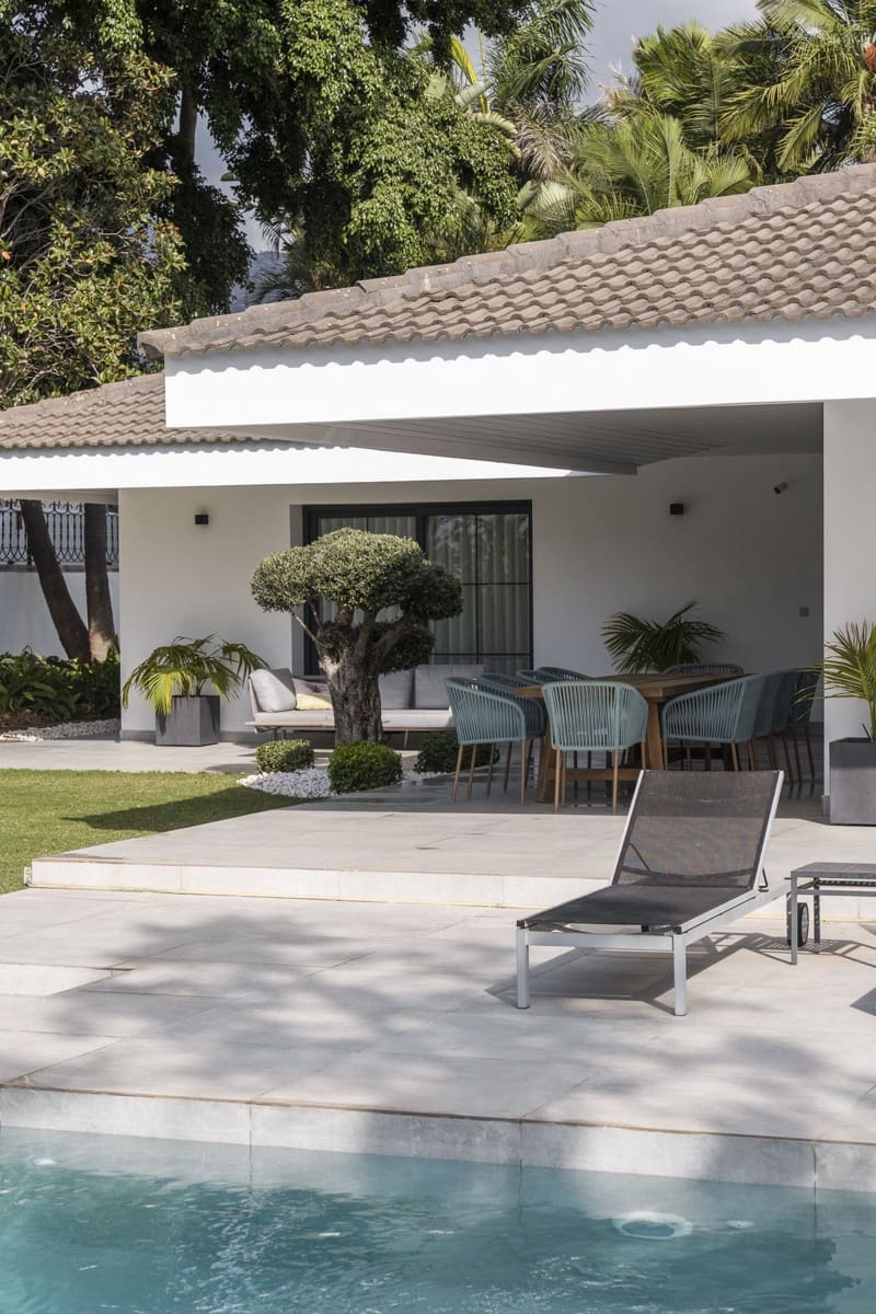 5 sypialnia Willa na sprzedaż w Marbella z basenem garażem - 5 950 000 € (Ref: 9688706)