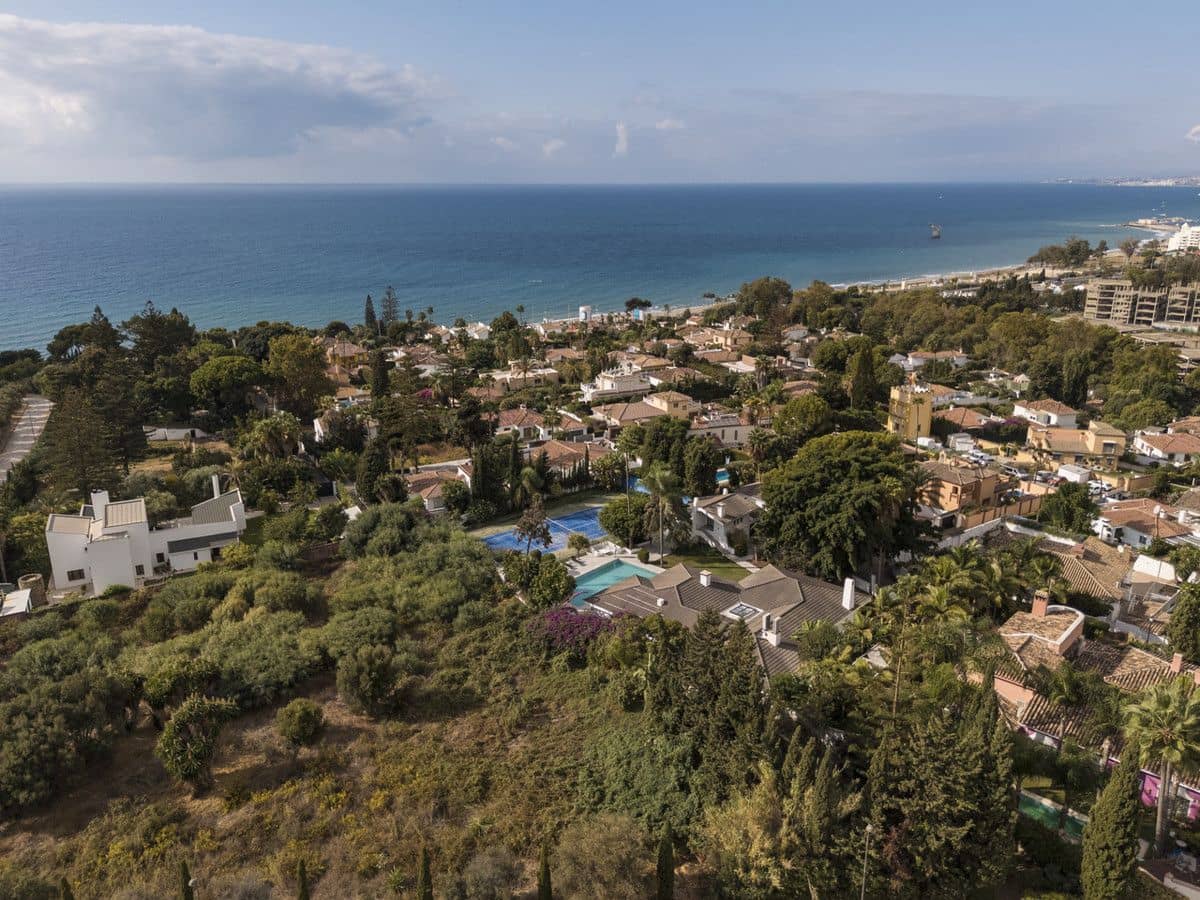 5 sypialnia Willa na sprzedaż w Marbella z basenem garażem - 5 950 000 € (Ref: 9688706)