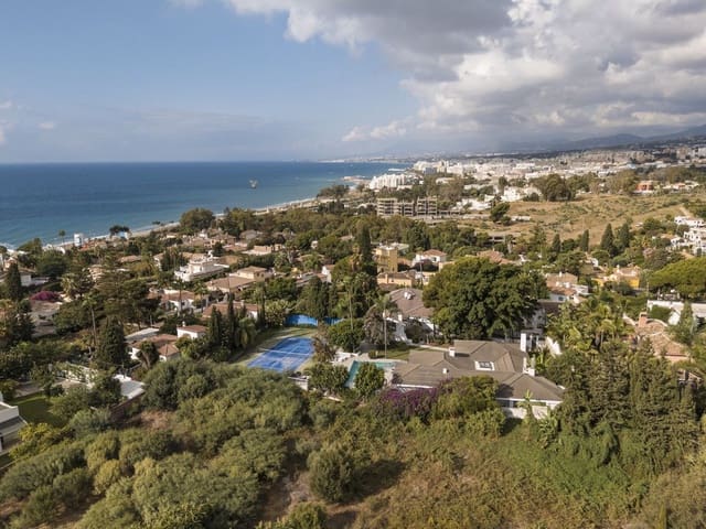 5 sypialnia Willa na sprzedaż w Aloha Golf, Marbella z basenem garażem - 5 950 000 € (Ref: 9688706)
