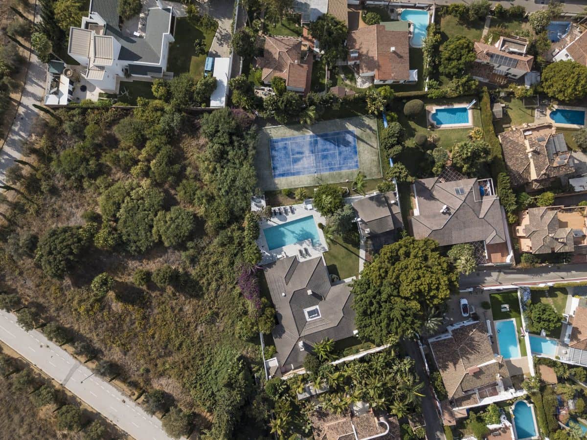 5 sypialnia Willa na sprzedaż w Marbella z basenem garażem - 5 950 000 € (Ref: 9688706)