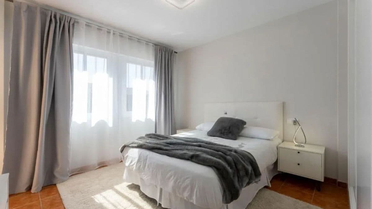 3 soverom Kjedet enebolig til salgs i Marbella med svømmebasseng - € 770 000 (Ref: 9688707)