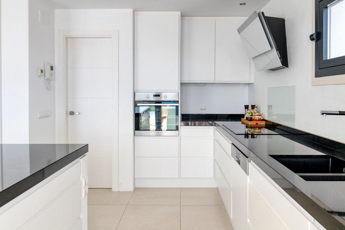 4 sovrum Villa till salu i Mijas med pool garage - 2 395 000 € (Ref: 9688710)