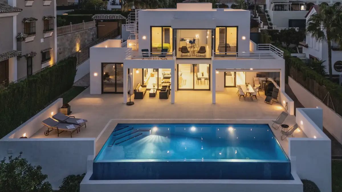 4 Zimmer Villa zu verkaufen in Mijas mit Pool Garage - 2.245.000 € (Ref: 9688710)