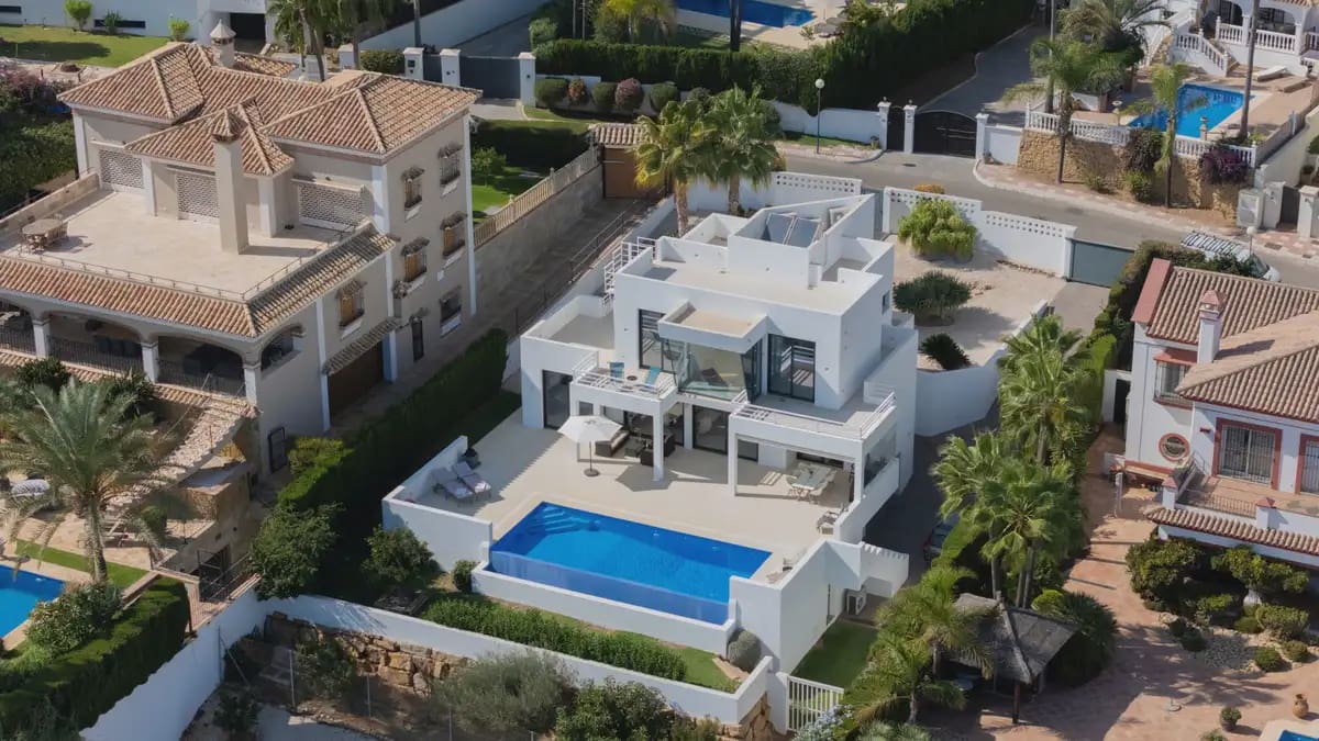 4 Zimmer Villa zu verkaufen in Mijas mit Pool Garage - 2.245.000 € (Ref: 9688710)