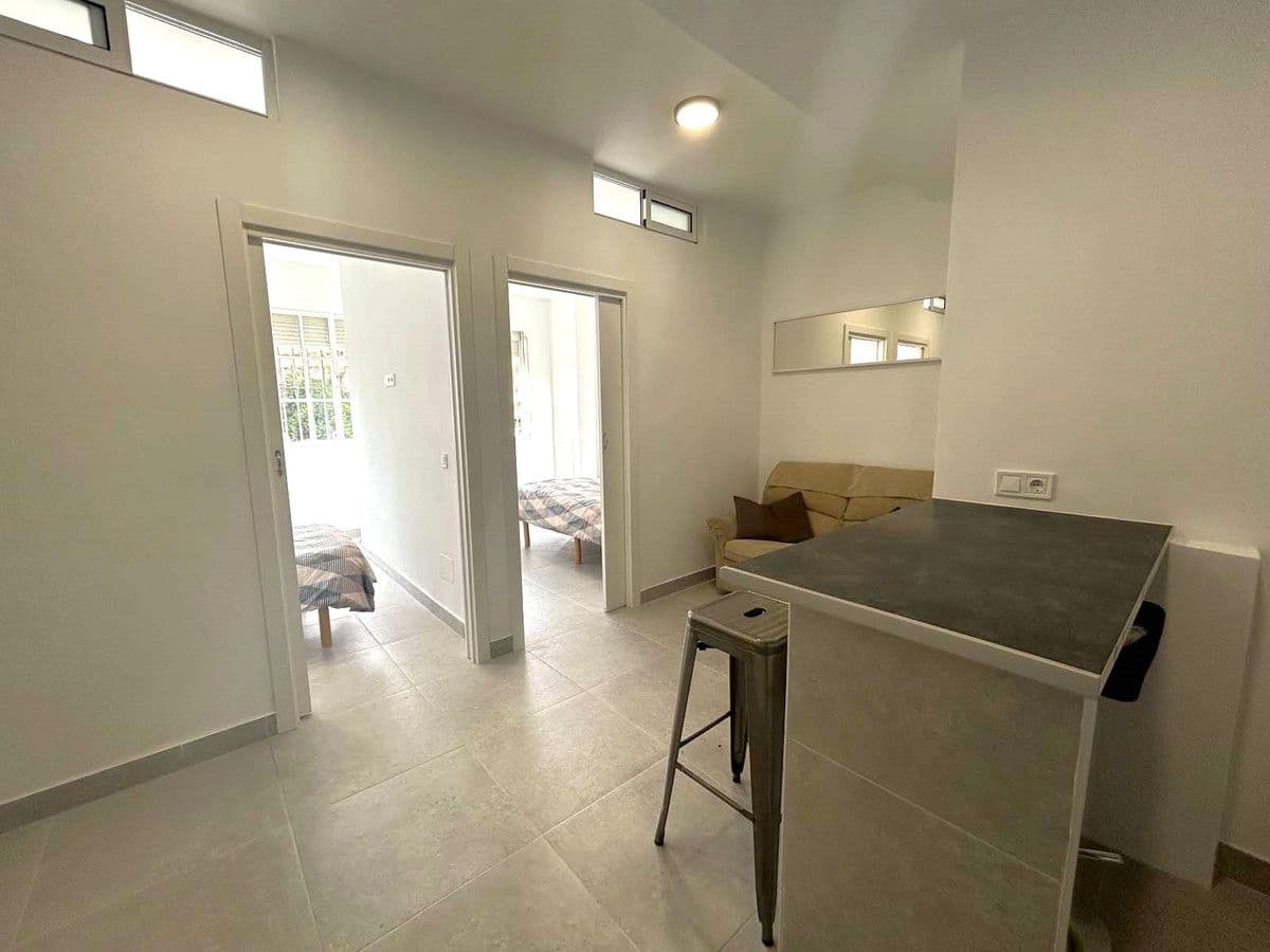 2 bedroom Beach Apartment for sale in Fuengirola - € 230,000 (Ref: 9688713)