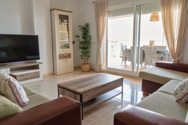 2 bedroom Beach Apartment for sale in Centro ciudad, Fuengirola with pool garage - € 450,000 (Ref: 9688715)