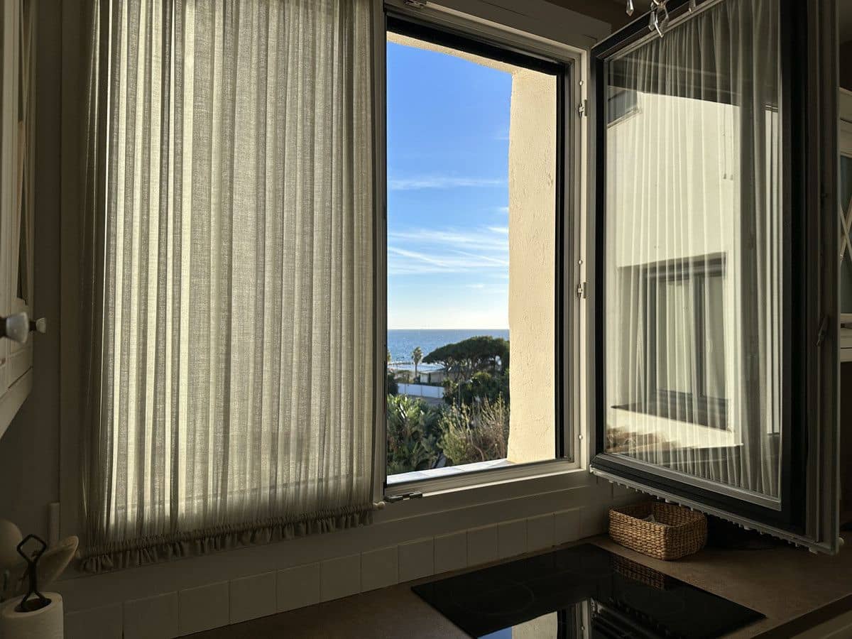 3 sovrum Strandlägenhet till salu i Marbella med pool garage - 1 200 000 € (Ref: 9688716)