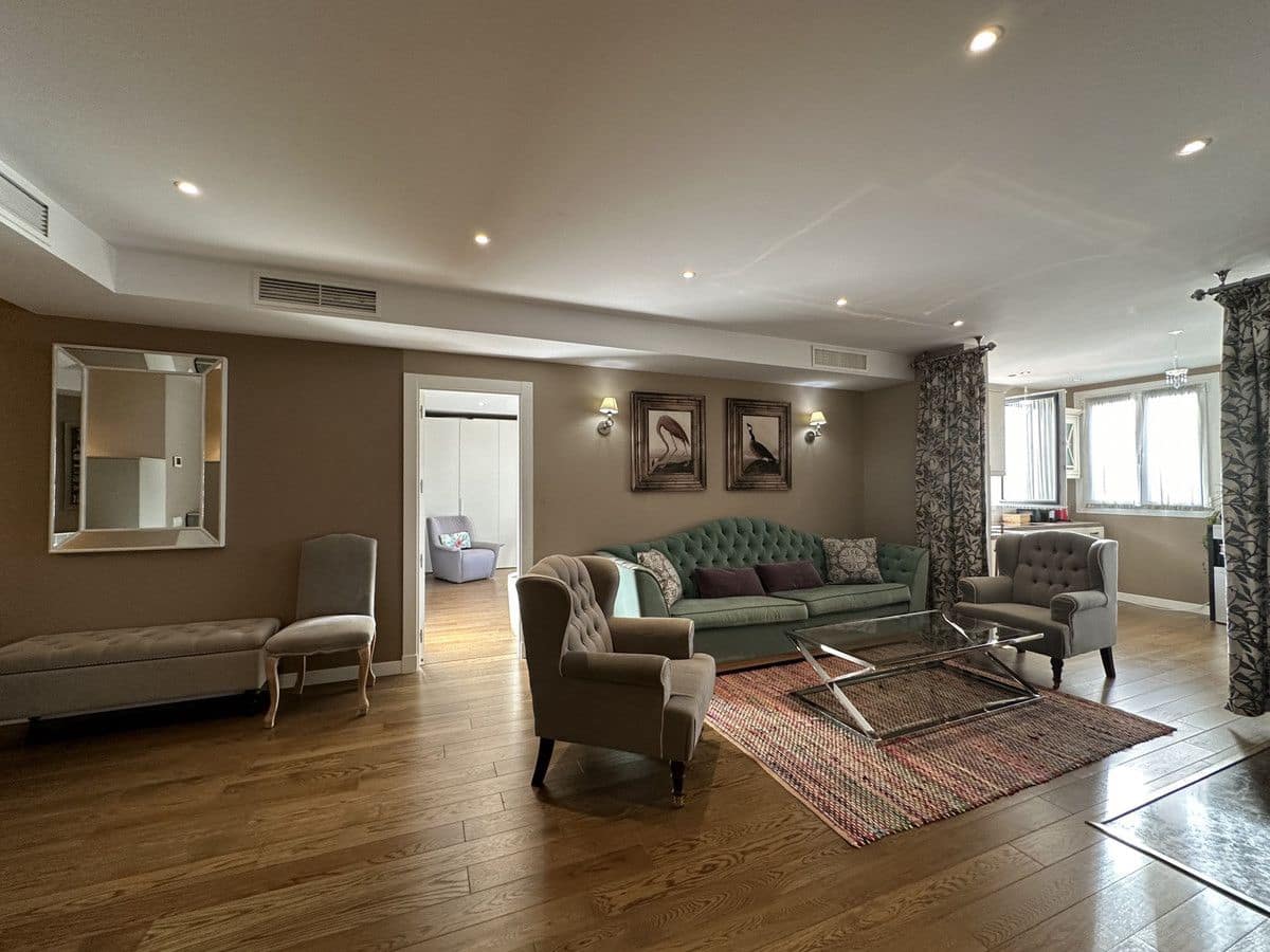 3 sovrum Strandlägenhet till salu i Marbella med pool garage - 1 200 000 € (Ref: 9688716)