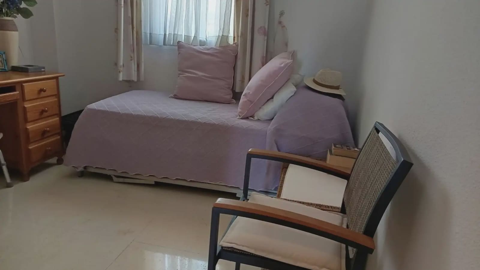 2 bedroom Beach Apartment for sale in Fuengirola with pool garage - € 355,000 (Ref: 9709241)