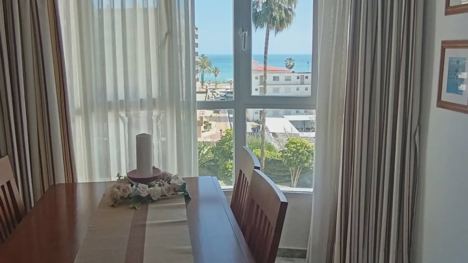 2 bedroom Beach Apartment for sale in Fuengirola with pool garage - € 355,000 (Ref: 9709241)