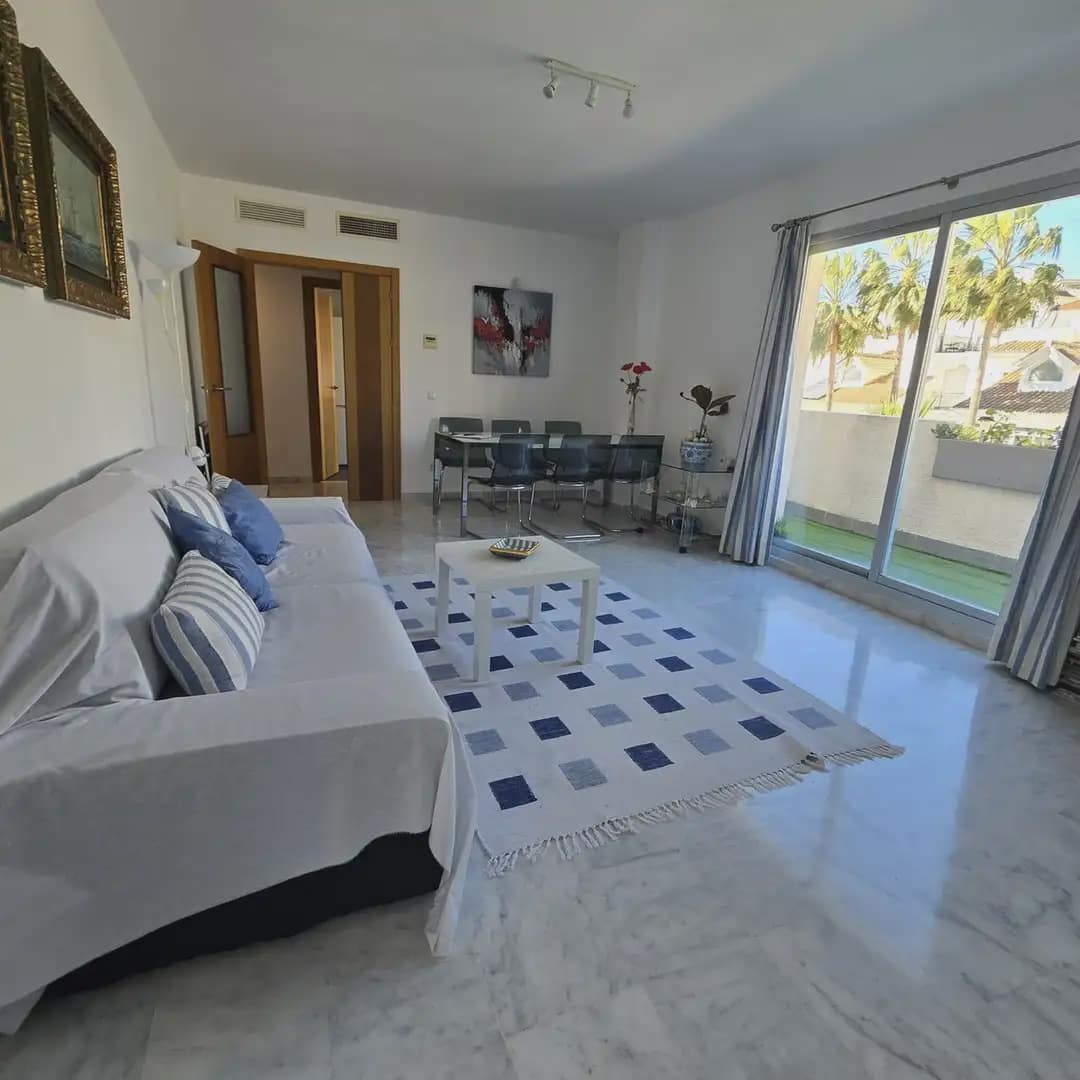 2 soveværelse Lejlighed til salg i Mijas med swimmingpool garage - € 335.000 (Ref: 9760045)