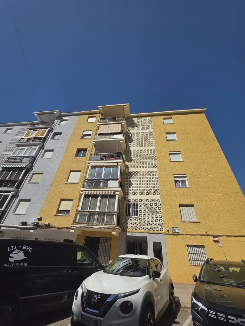 3 soveværelse Lejlighed til salg i Fuengirola - € 275.000 (Ref: 9760049)