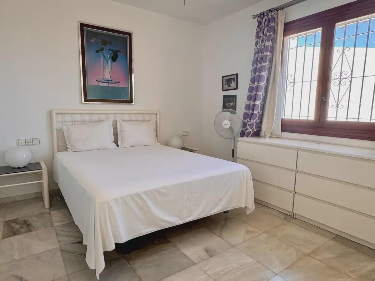 3 sypialnia Willa na sprzedaż w Mijas z basenem garażem - 650 000 € (Ref: 9760053)