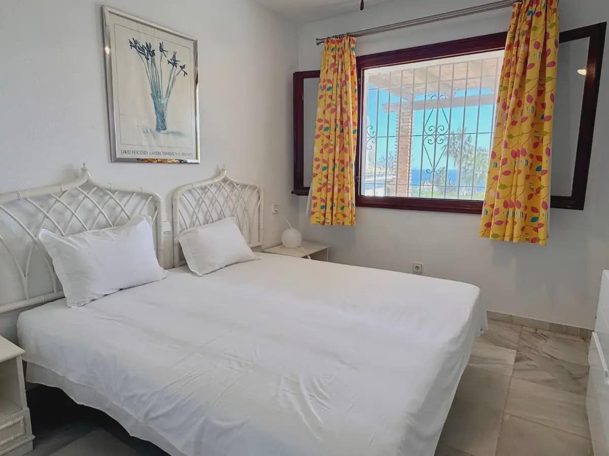 3 sypialnia Willa na sprzedaż w Mijas z basenem garażem - 650 000 € (Ref: 9760053)