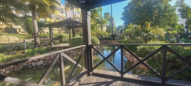 2 chambre Appartement à vendre à Riviera del Sol, Mijas avec piscine garage - 310 000 € (Ref: 9760054)
