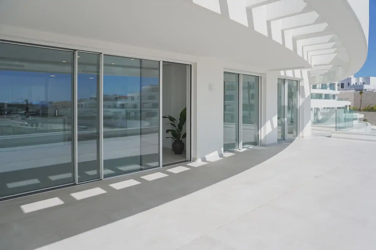 3 sypialnia Apartament na sprzedaż w Mijas z basenem garażem - 1 200 000 € (Ref: 9760057)