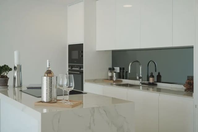 3 sypialnia Apartament na sprzedaż w La Cala de Mijas, Mijas z basenem garażem - 1 200 000 € (Ref: 9760057)